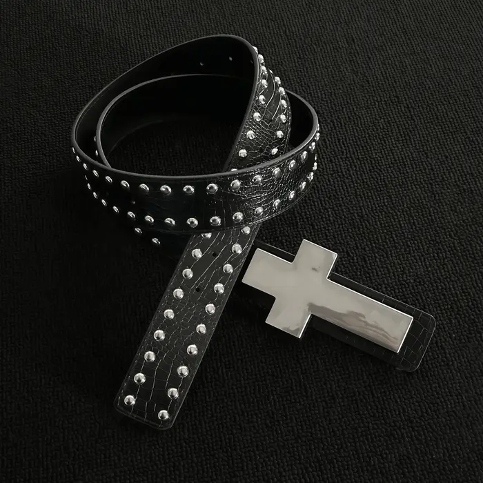 Ceinture croisée en métal cloutée à motifs craquelés