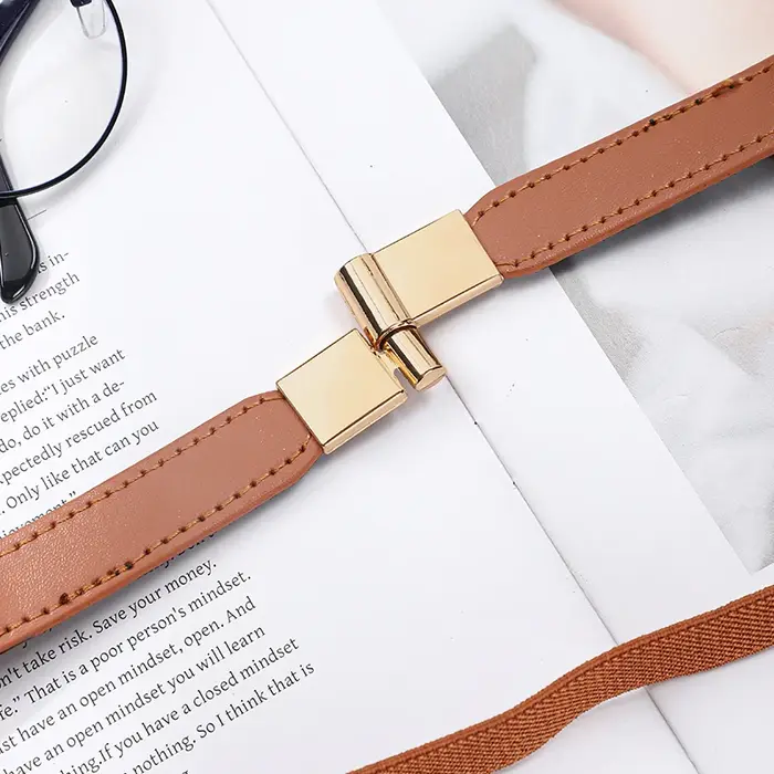 Ceinture à boucle pour femme