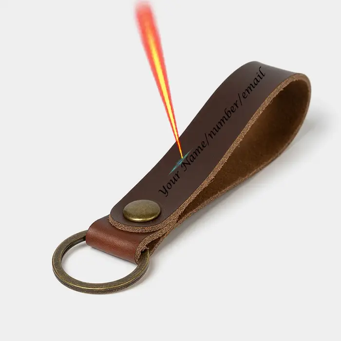 Porte-clés personnalisé en cuir gravé sur mesure pour femme de ménage