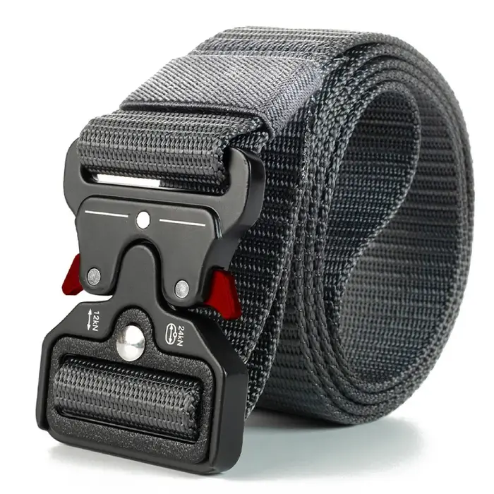 Ceinture décontractée pour hommes avec boucle en plastique réglable