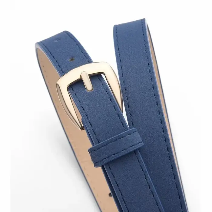Ceinture en daim minimaliste et polyvalente pour robes