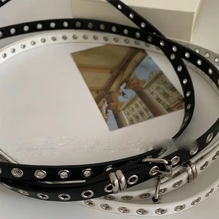 Ceinture de taille en cuir PU avec œillets à rivets