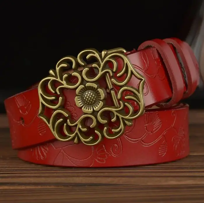 Ceintures en cuir pour femmes