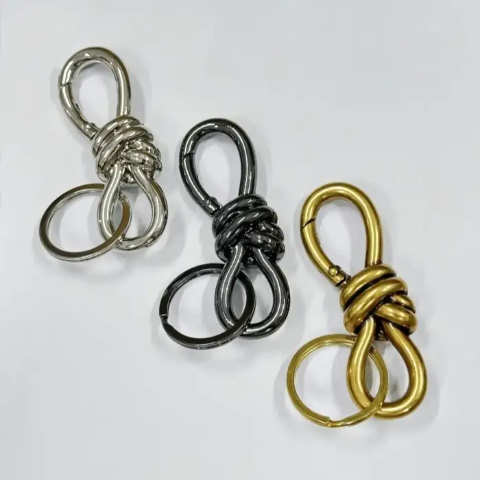 Porte-clés créatif à nœud torsadé en forme de 8