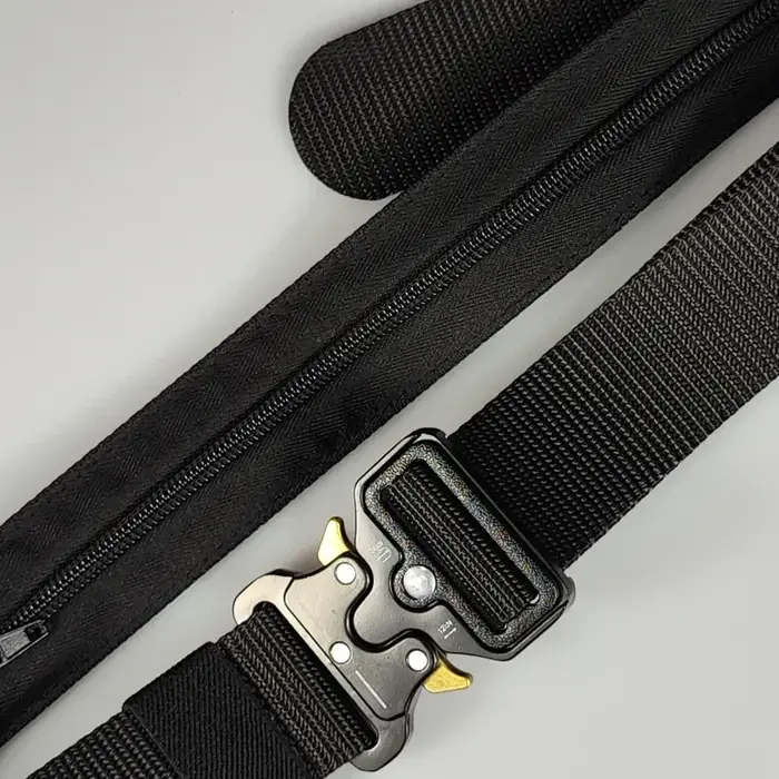 Ceinture pour hommes avec fermeture éclair