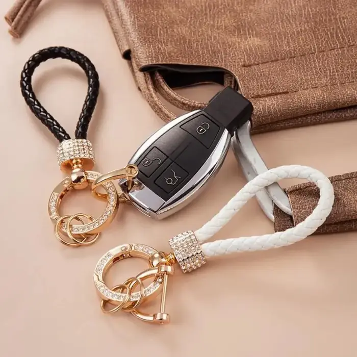 Porte-clés en corde tressée fabriqué à la main