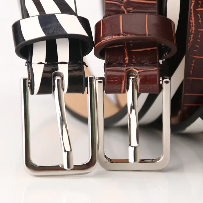 Ceinture en cuir fin à imprimé léopard unique et tendance