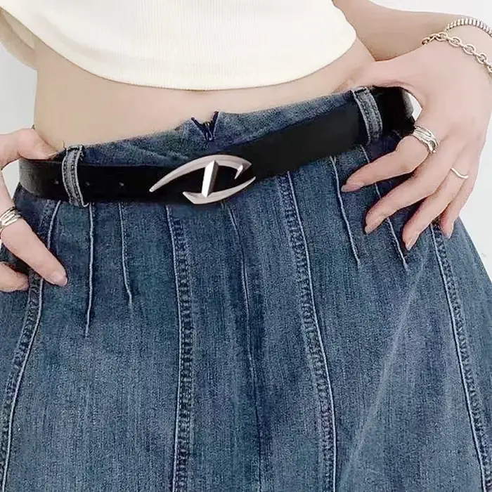 Ceinture punk pour homme avec boucle Alien, style gothique Y2K, ceinture en cuir PU pour homme et femme, mode streetwear, parfaite à porter avec des jeans