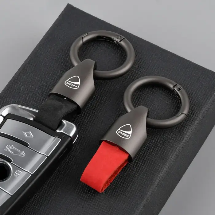 Porte-clés de luxe en cuir/métal pour hommes et femmes