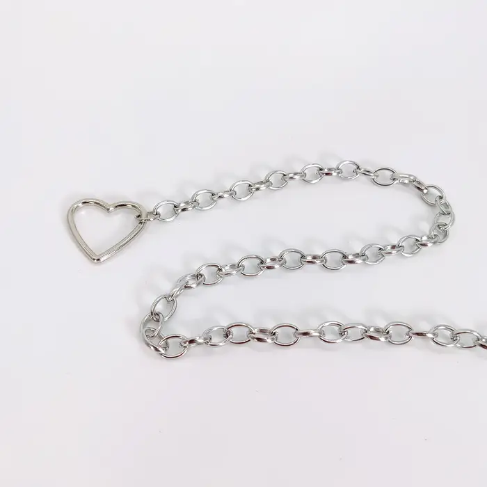 Ceinture femme marque de luxe en forme de coeur en métal taille chaîne