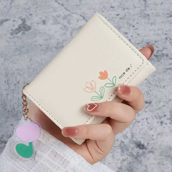Nouveau petit portefeuille femmes en cuir court pliant