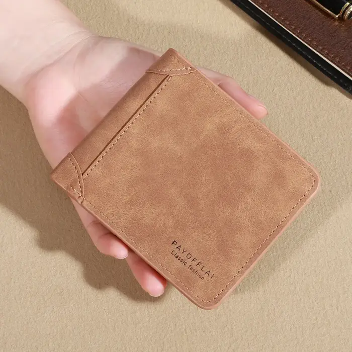 Portefeuille vintage en cuir mat pour hommes – Café à trois volets avec fentes multi-cartes, pince à