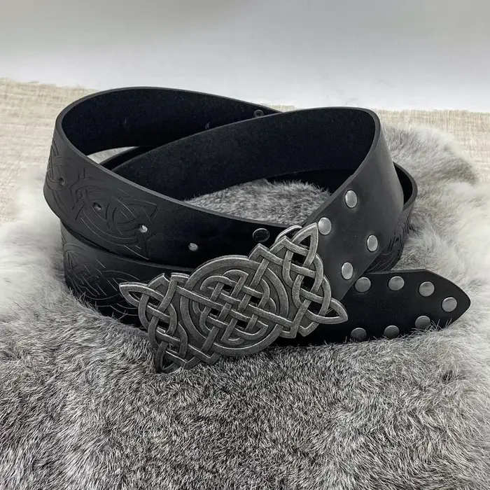 Ceinture à rivets nordiques en cuir PU pour hommes