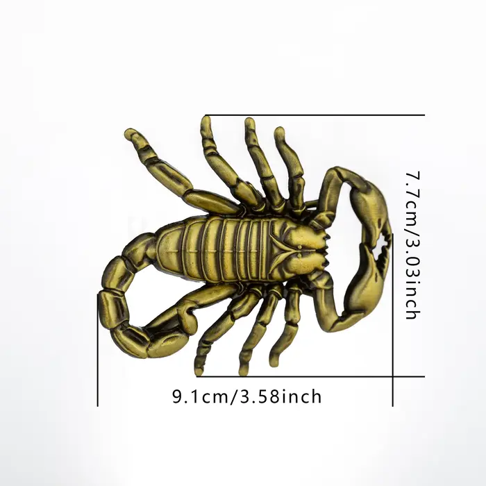 Une boucle de ceinture Scorpion Doré