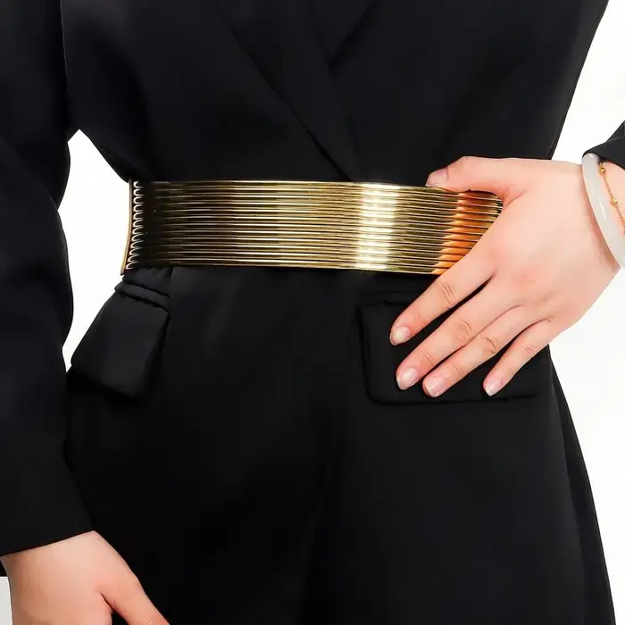 Ceinture de taille dorée pour femme