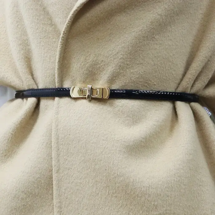 Ceinture en cuir simple et élégante pour femme, sans perforation, pour rehausser la taille, s'accorde aux jupes, texture de qualité, avec boucle à insertion