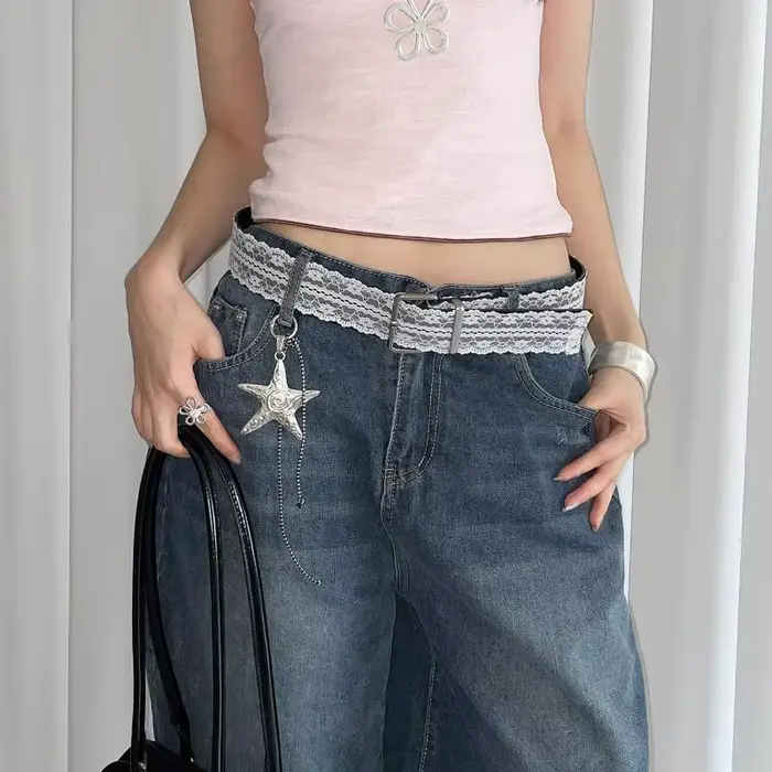 Belle ceinture de taille en dentelle florale blanche ; Accent de mode réglable assorti pour les femmes ; Cadeau