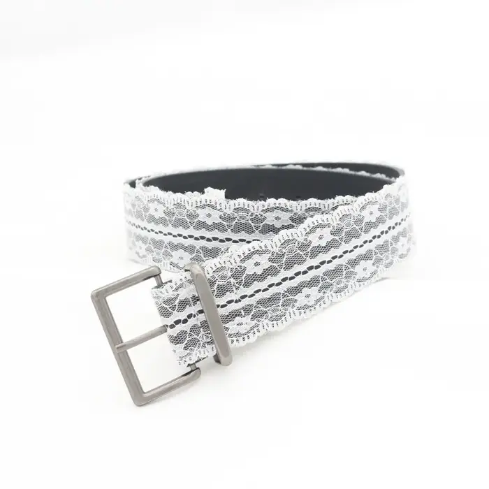 Belle ceinture de taille en dentelle en cuir blanc