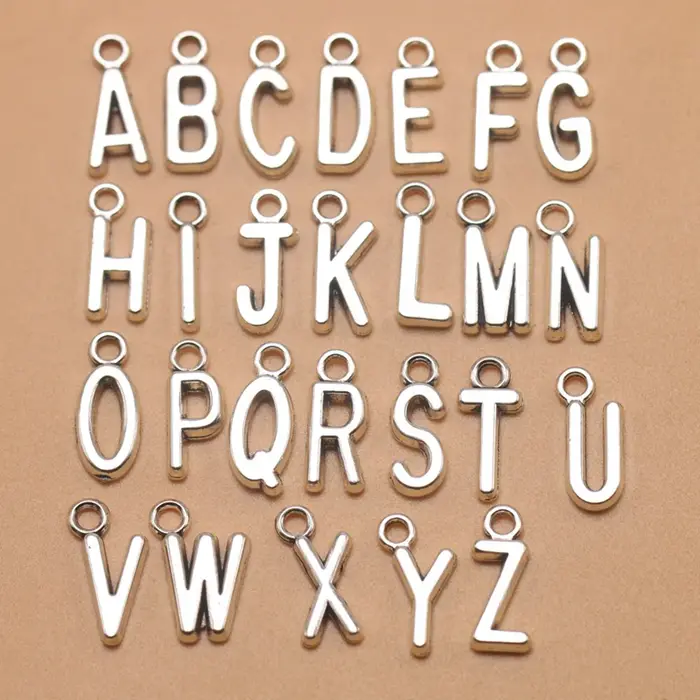 Lettre A-Z Nouvelle Maison porte-clés Boussole Règle