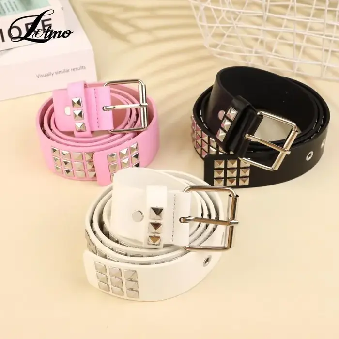 Ceinture à rivets en perles carrées roses