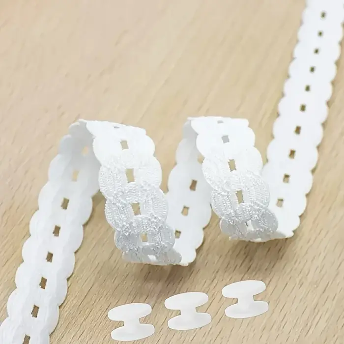 Ceinture à bordure en dentelle