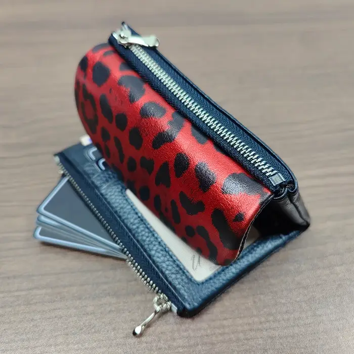 Portefeuille Organisateur Tendance en Cuir de Vachette Imprimé Léopard pour Femme