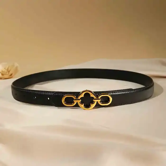 Ceinture classique en cuir pour femmes, avec boucle dorée, idéale pour les robes, les jeans et les m