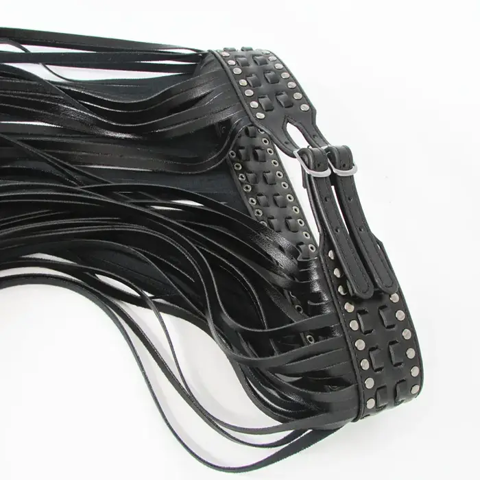 Fantastique longue frange ceinture en cuir noir ceintures de créateur pour les femmes longs glands boucle ardillon