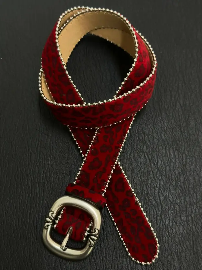 Ceinture en velours imprimé léopard rouge