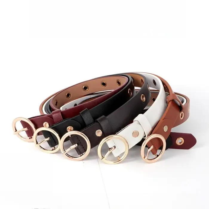 Ceinture noire tendance avec design perforé