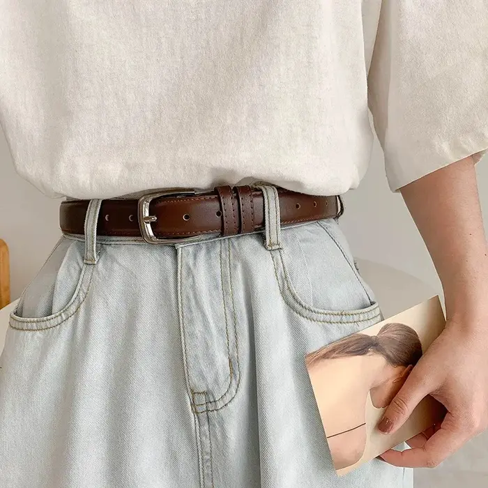 Une ceinture pour femmes et hommes