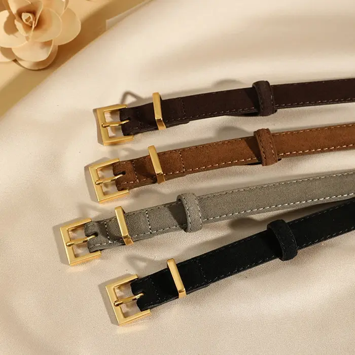 Ceinture en cuir suédé pour femmes avec boucle en métal