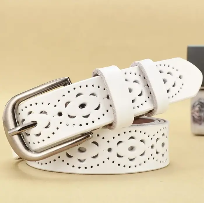 Ceinture en cuir véritable pour femme, fleur creuse, cuir de vachette avec structure en alliage, lar