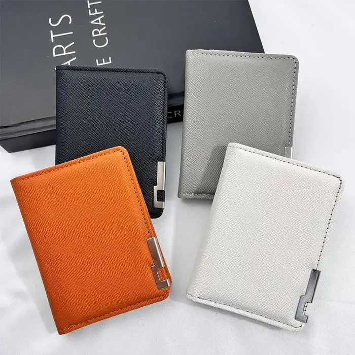 Portefeuille fin en similicuir noir de style professionnel avec plusieurs emplacements pour cartes