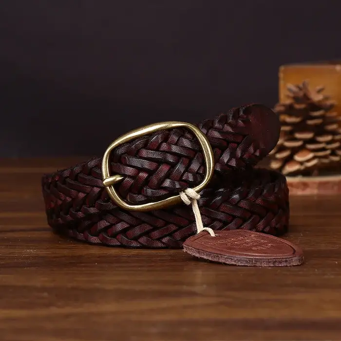 Ceinture en cuir artisanale avec boucle en cuivre