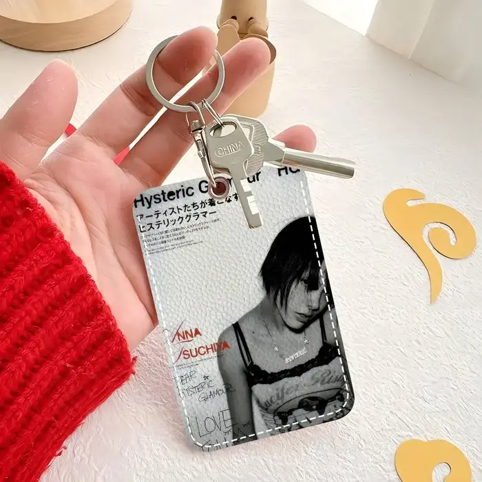 Porte-cartes en cuir moderne H-HystericS Glamour BRAND avec porte-clés – Support fiable pour cartes de bus et de métro