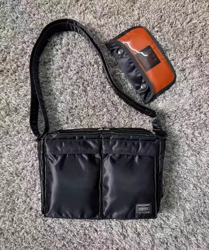 Sac à main portable et durable en matière souple Porter Tanker 2026 L622-08633, idéal pour le bureau