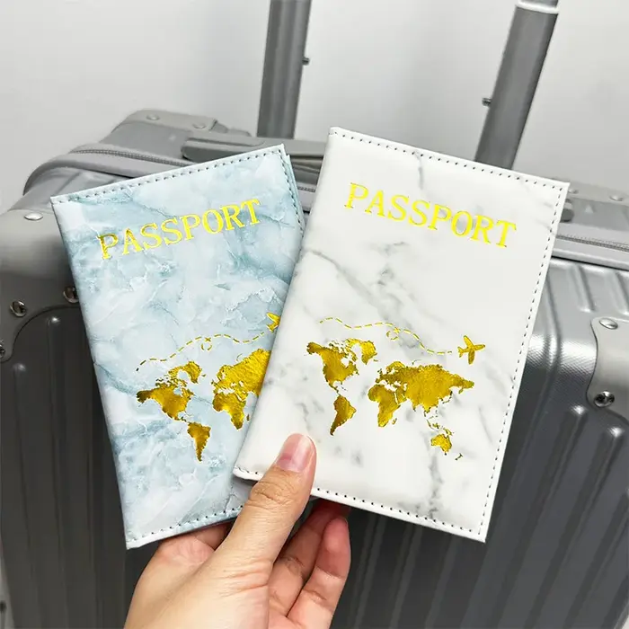Nouveau porte-passeport en PU