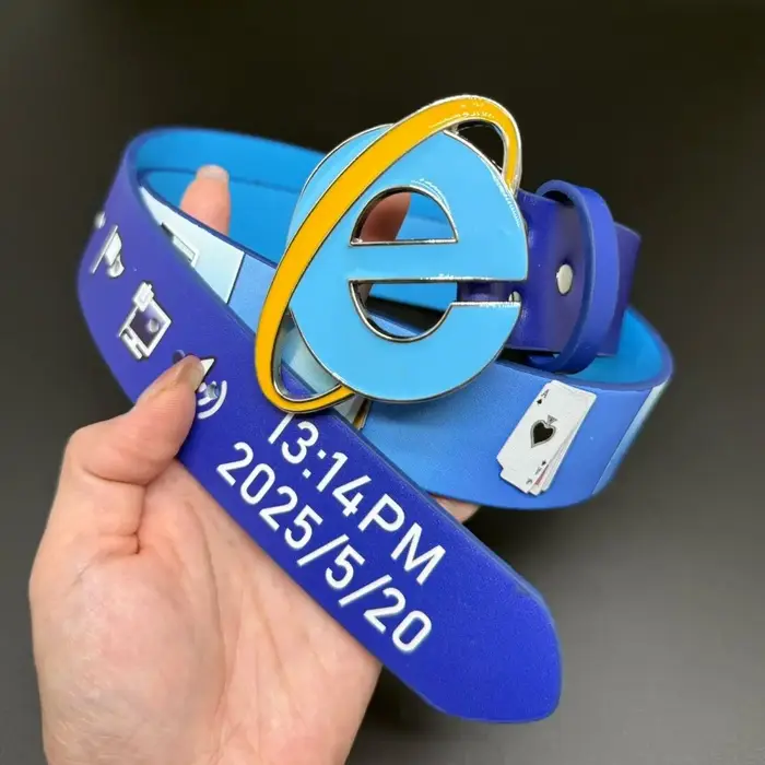 Ceinture vintage Y2K Internet Explorer Meme