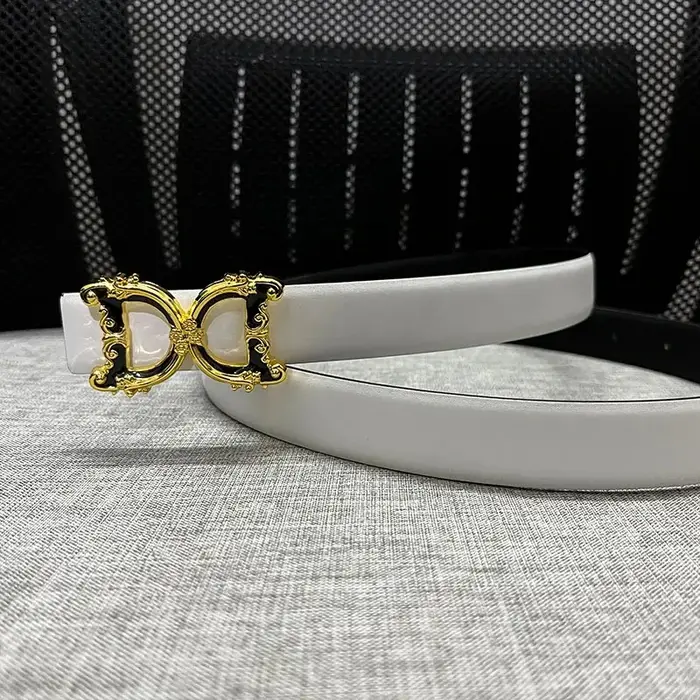 Nouvelle largeur 2.5 cm en cuir véritable femmes ceinture de luxe marque Design taille mince dame