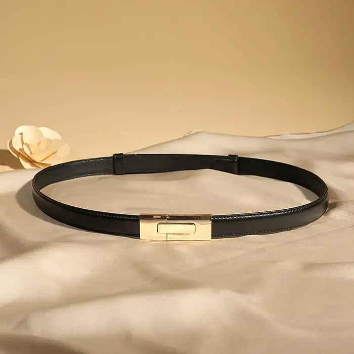 Ceinture en cuir fine pour femme, couleur unie, boucle en métal vintage, réglable, pour robe, jean, 
