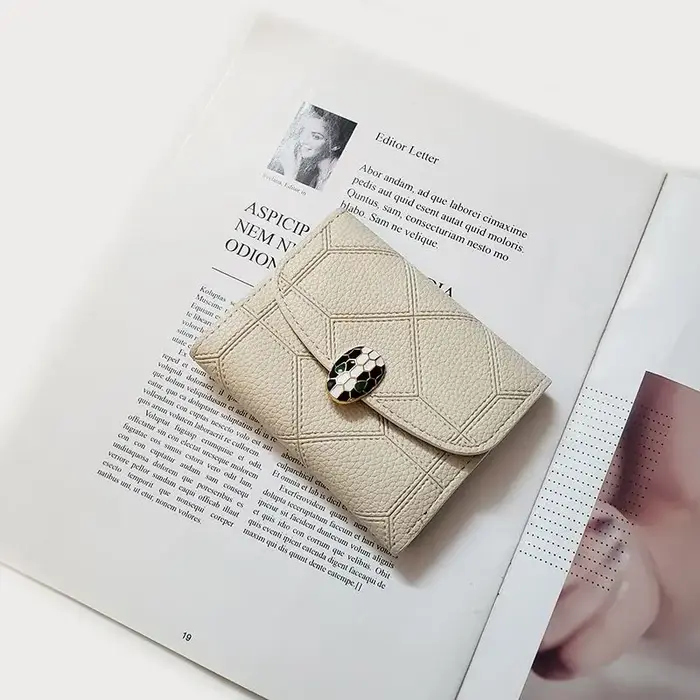Nouveau portefeuille Snakehead pour femme, court, à trois volets, vertical, personnalisable, mini-portefeuille, petit porte-cartes frais, antivol