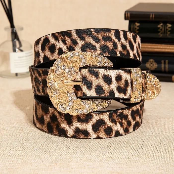 Ceinture luxueuse et élégante à imprimé léopard plaqué or avec gravure sur strass et boucle en métal