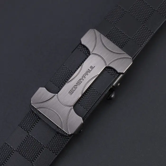 Ceinture d'affaires élégante pour homme avec boucle automatique en métal, design durable pour un usage quotidien, choix de cadeau idéal