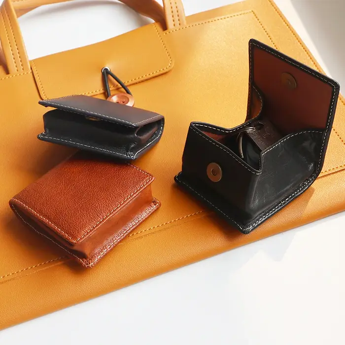 Mini porte-monnaie carré en cuir véritable vintage