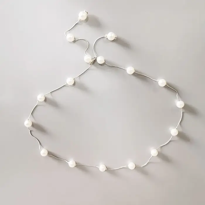 Ceinture fine en métal réglable pour femme