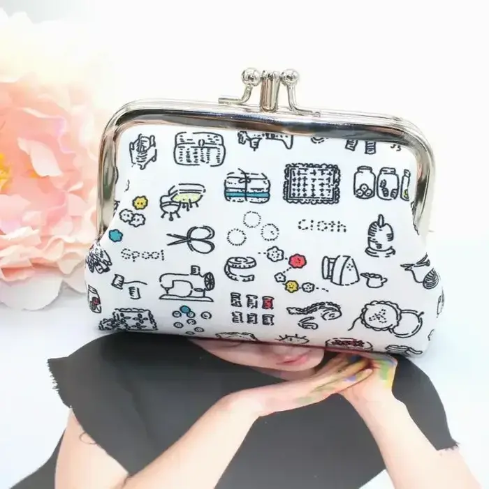Femmes porte-monnaie mignon fleur imprimé dames Mini sac sac à monnaie deux boutons en métal poche pochette