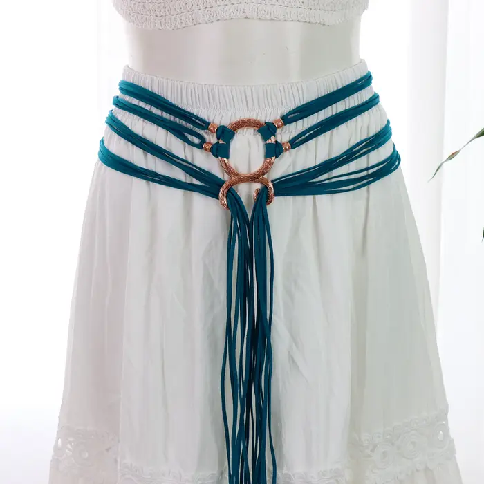 Ceinture à nœud croisé géant Viking d'inspiration vintage avec pompon – Accessoire polyvalent pour un usage décontracté et formel