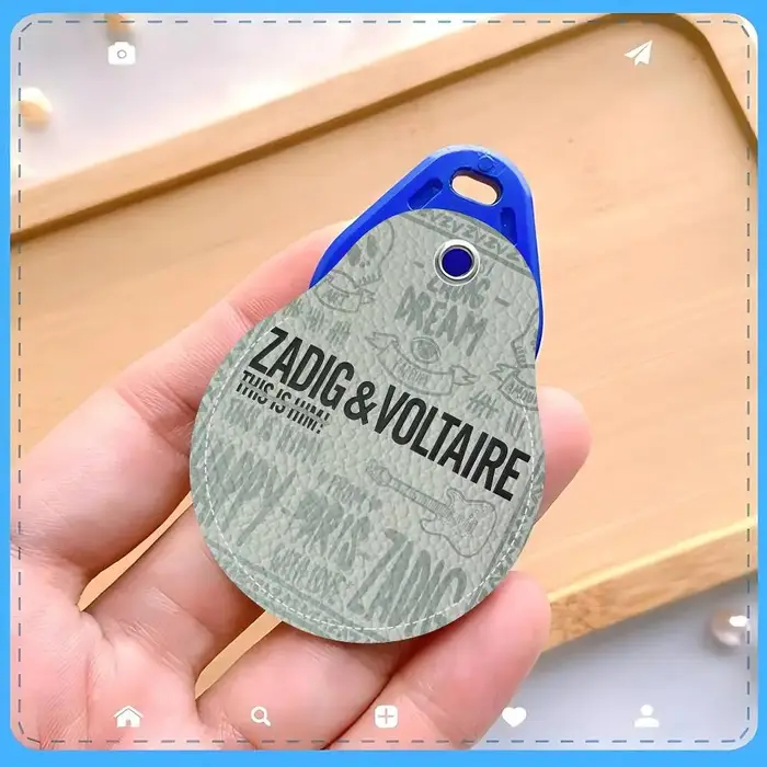 Porte-clés classique en PU en forme de goutte d'eau avec logo Z-Zadig V-Voltaire
