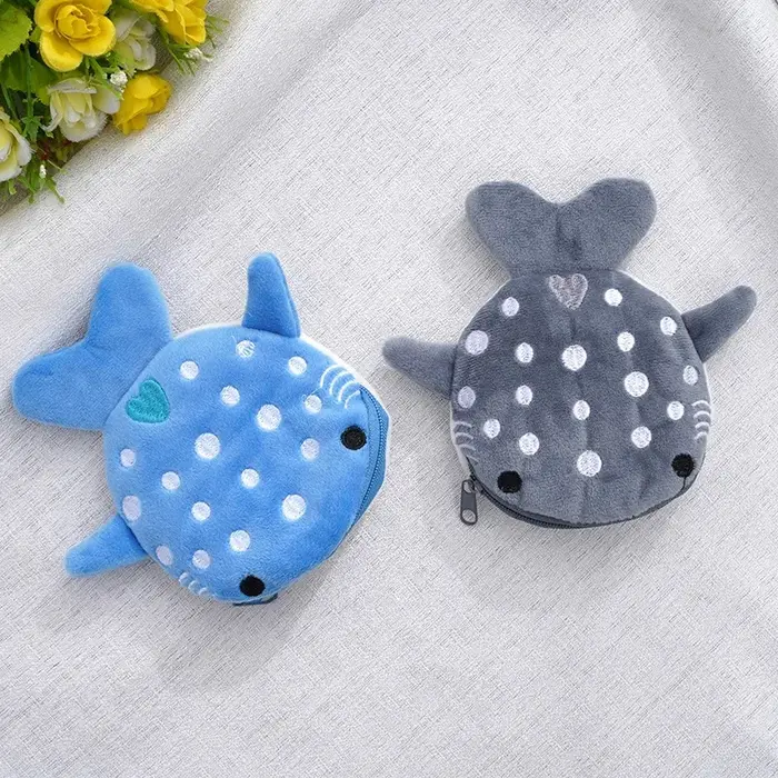 Nouveau porte-monnaie en peluche requin de dessin animé